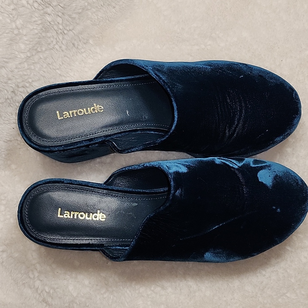 Larroudé Miso Platform Clog in Deepsea Velvet Size 6 - Picture 15 of 16